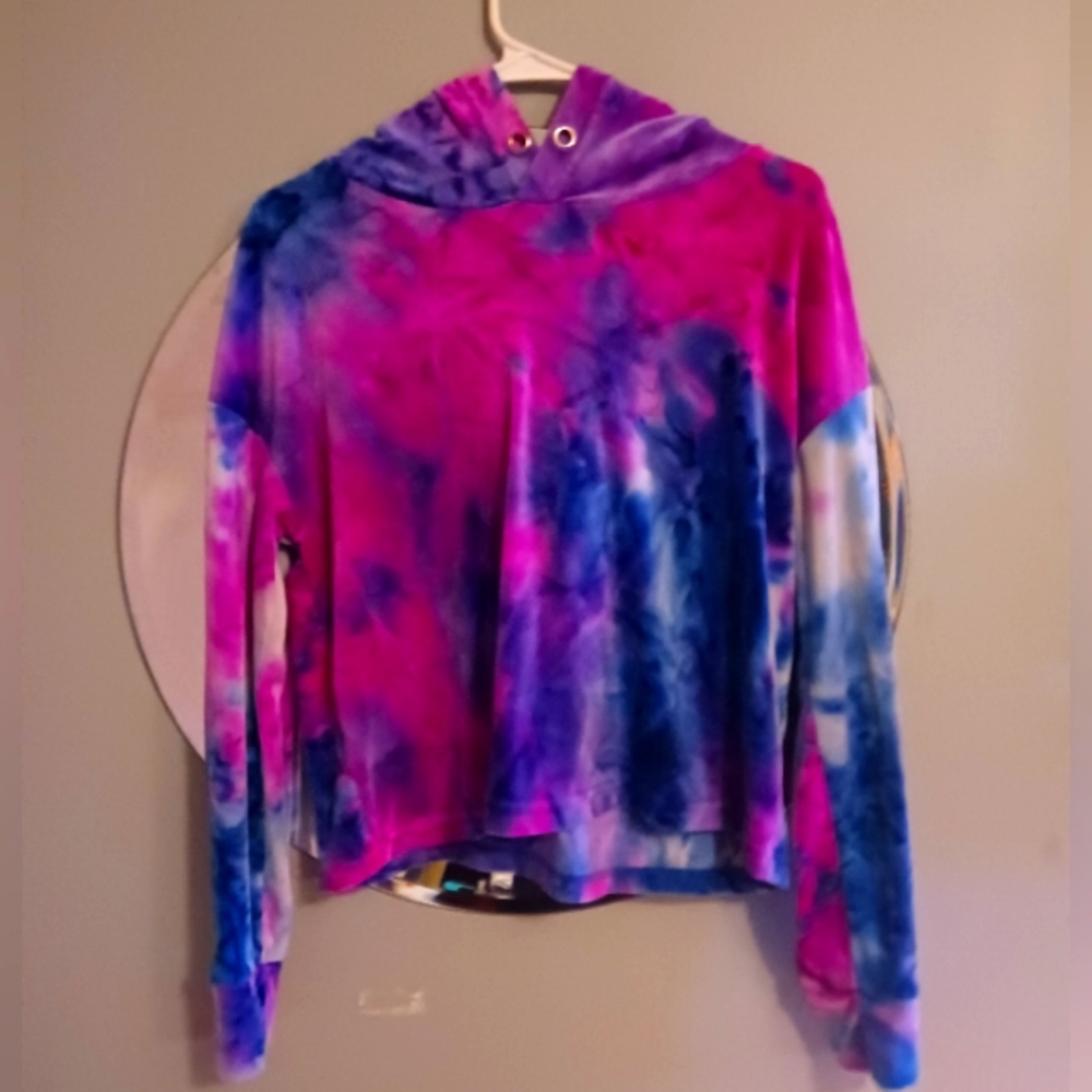 Velour tyedye crop hoodie